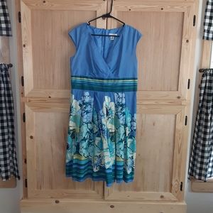 Liz Claiborne blue floral modest dress size 16